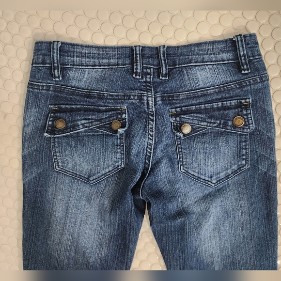 Leopard cuff denim Capri pants - Picture 8 of 8